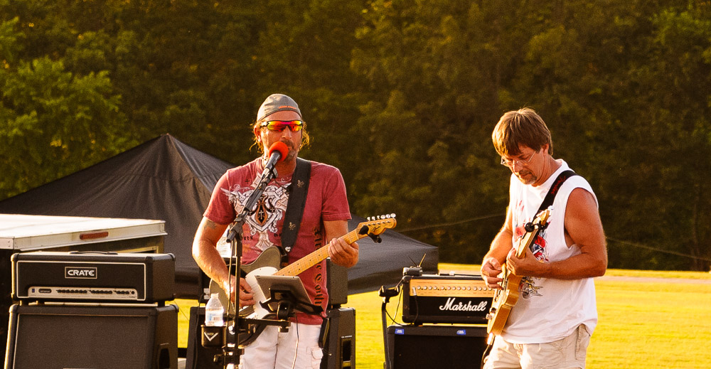 Thayer, Missouri Fireworks Go Off With a Bang Alton MO
