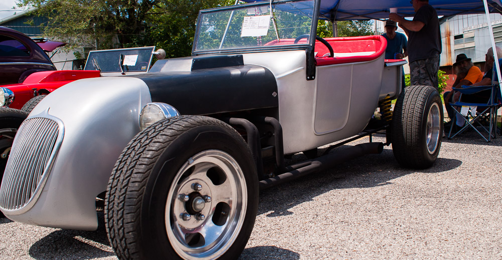 Alton, MO Senior Center Hosts 2nd Annual Car Show Alton MO