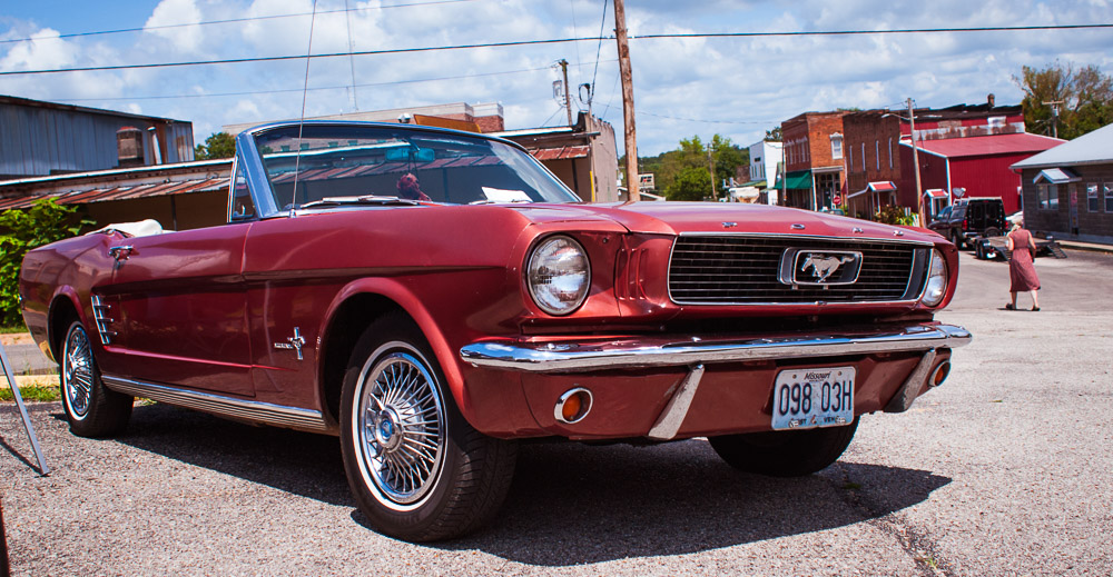 Alton, MO Senior Center Hosts 2nd Annual Car Show Alton MO