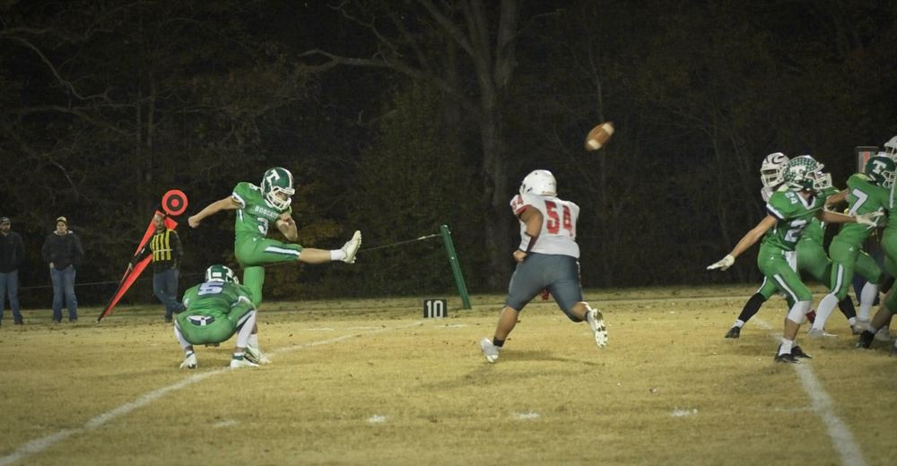 Thayer Bobcats Move On To District Finals With Win Over Tigers Alton MO