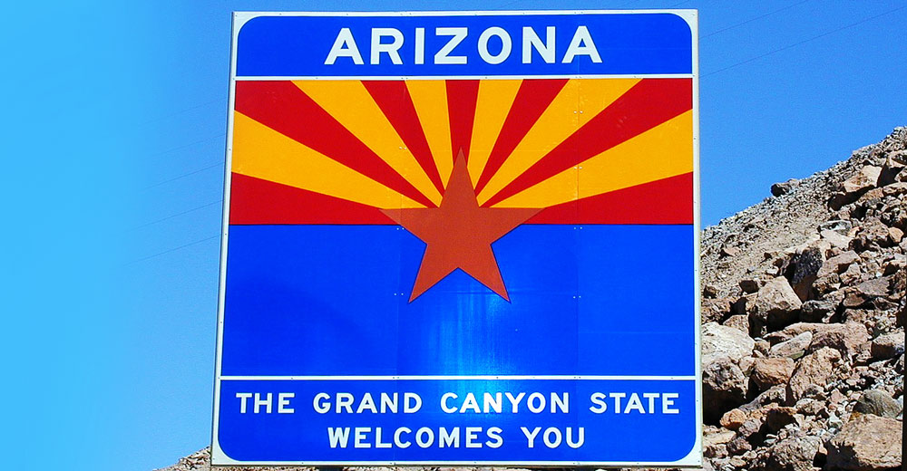 Arizona state welcome sign.
