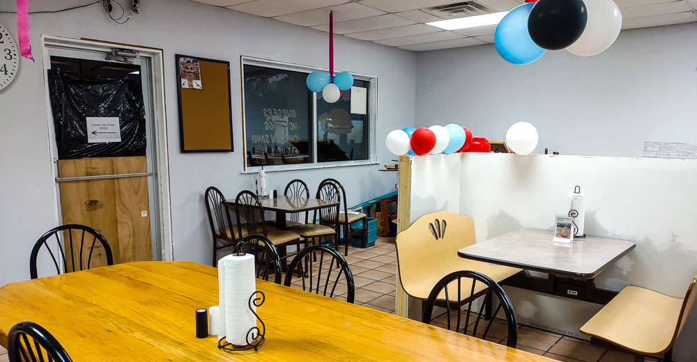 Alton Burger Palace Open But Under Construction Alton MO