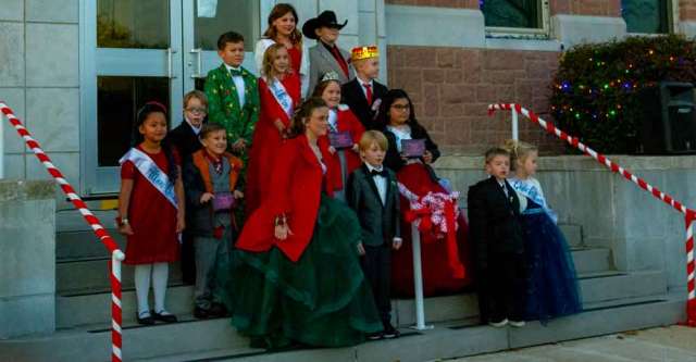 2022 Little Mr. and Miss Merry Christmas pageant contestants