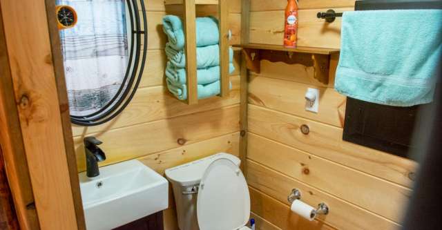 Inside Cabin 2 Inside Cabin 2