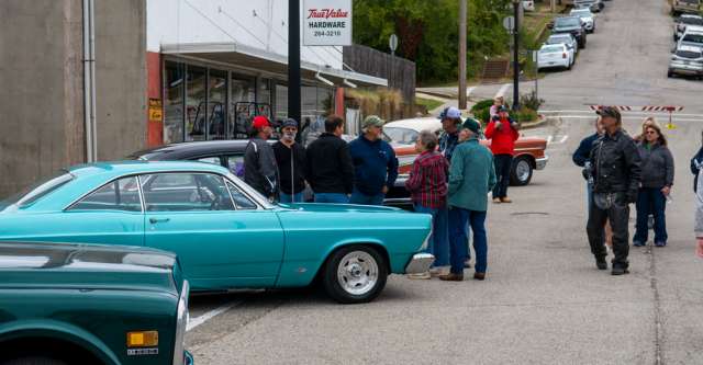 Antique vehicles at Thayer fall festival