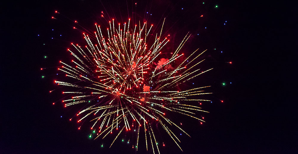 The 4th of July fireworks at Thayer Mo High School