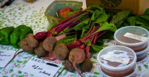 FarmersMarket2 300x156