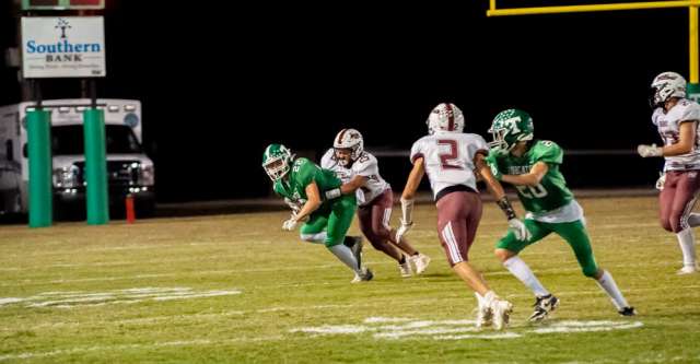 THAYER, MO – OCTOBER 17: Willow Springs linebacker Hezekiah Galloway (25) tackles a Bobcat player during the high school football game between the Thayer Bobcats and the Willow Springs Bears on October 17, 2025, at the Thayer High School football field in Thayer, MO. (Photo by Curtis Thomas/AltonMo.com)