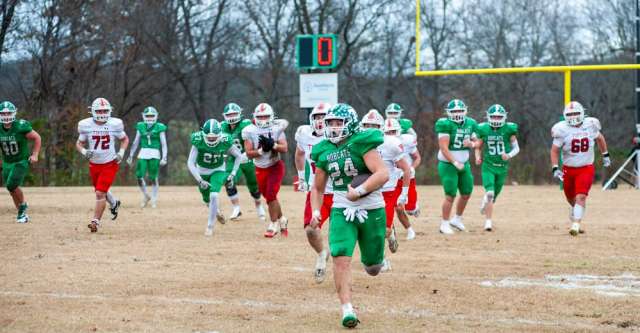 THAYER, MO – NOVEMBER 22: Thayer Bobcats running back Dominick Boyce (24) sprints down the field for over twenty yards during the high school football game between the Thayer Bobcats and the Tipton Cardinals on November 22, 2025, at the Thayer High School football field in Thayer, MO. (Photo by Curtis Thomas/AltonMo.com)
