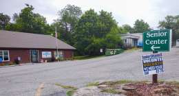 SeniorCenter2r 260x140