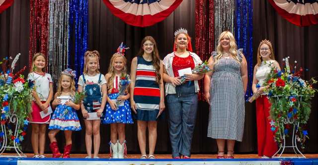 The Miss Firecracker, Miss Sparkler, Miss Liberty Bell, and Miss Oregon County pageant winners.