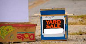 yard sale 7007235 300x156