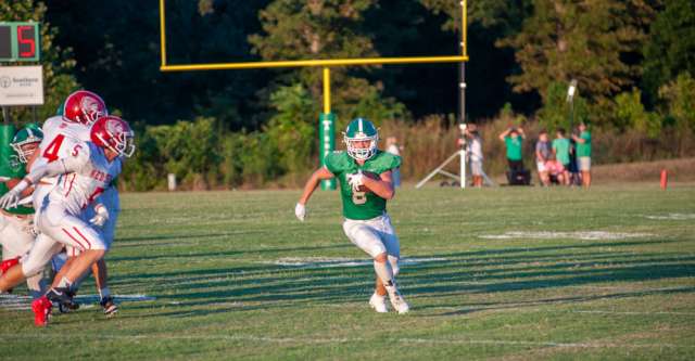 THAYER, MO – AUGUST 28: Thayer Bobcat running back Thomas Poole (8) sprints down the field for 36 yards during the high school football game between the Thayer Bobcats and the Pocahontas Redskins on August 28, 2026, at the Thayer High School football field in Thayer, MO. (Photo by Curtis Thomas/AltonMo.com)