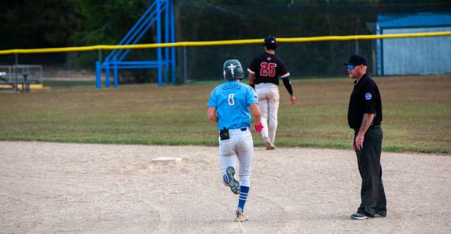 ALTON, MO – SEPTEMBER 29: Alton Comets Jarren Holesapple (0) gets a home-run during the high school baseball game between the Alton Comets and the Gainesville Bulldogs on September 29, 2026, at the Alton High School Gym in Alton, Missouri. (Photo by Amanda Thomas/AltonMo.com)