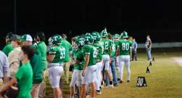THAYER, MO – OCTOBER 26: Thayer Bobcats team watches the play on the sideline during the high school football game between the Thayer Bobcats and the Mountain Grove Panthers on October 23, 2026, at the Thayer High School football field in Thayer, MO. (Photo by Curtis Thomas/AltonMo.com)
