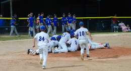 Alton Comets baseball victory